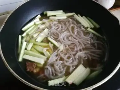 Make Beef fan soup step 4