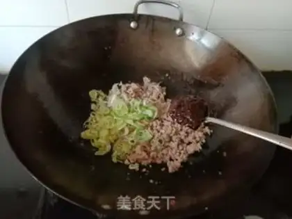 Make Bean horn pink buns step 7