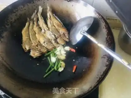 Make Red-burned yellowfish step 2