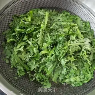 Make Eggs mixed with artemisinin step 3