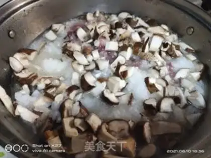 Make Porridge of mushrooms step 2