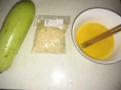 Make Snack eggs and shrimp pans step 0