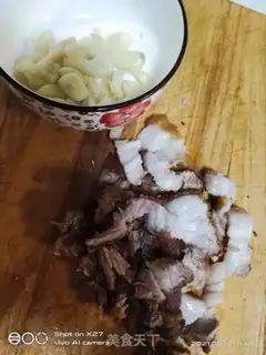 Make Five flowers, cucumber step 0