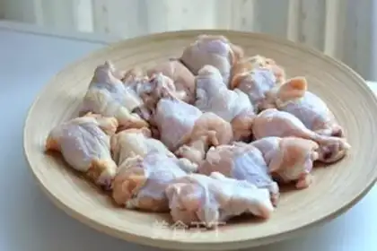 Make A nice, smooth yellow chicken step 0