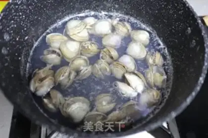 Make Smelt and soup step 1