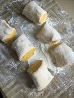 Make Pumpkin buns step 6