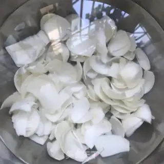 Make Sweet lily eggs step 0