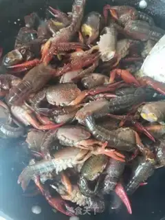 Make Garlic lobster step 5