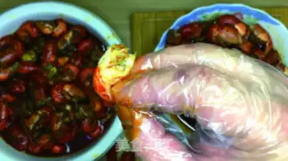 Make A simple spicy lobster step 11
