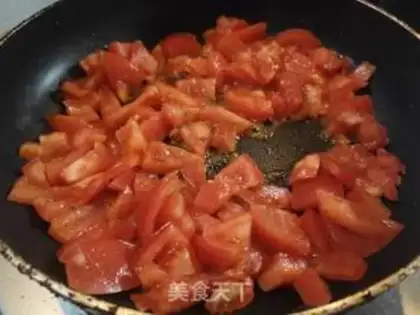 Make Tomato egg pickles soup step 2
