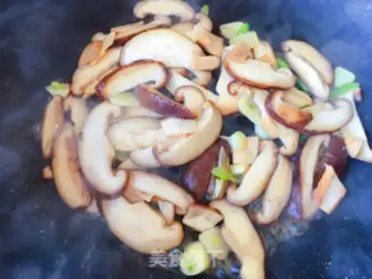 Make Mushroom oil step 2