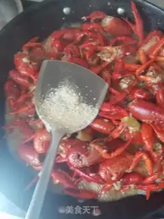 Make Garlic lobster step 8