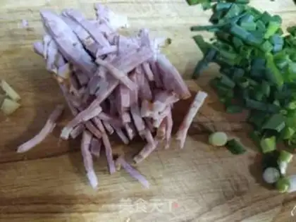 Make Bacon fried pea step 1