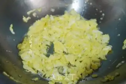 Make Pancake pie step 1