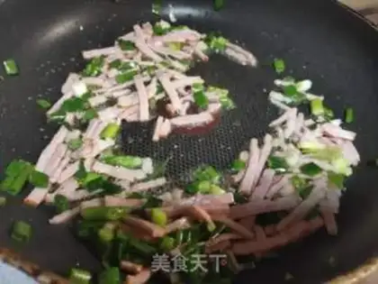 Make Bacon fried pea step 2