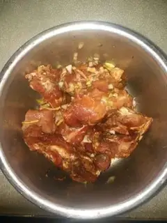 Make Spicy rice ribs step 1