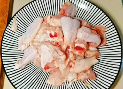 Make Spicy chicken step 1