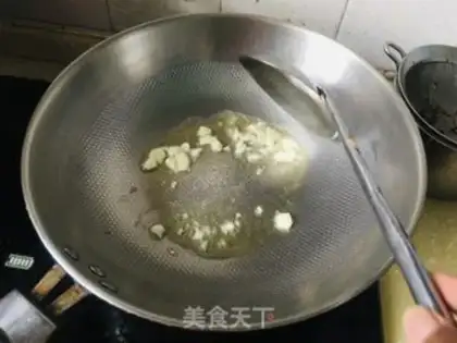 Make Garlic cabbage step 0