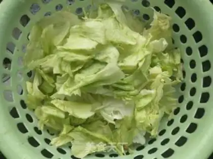 Make Ziplois salad step 2