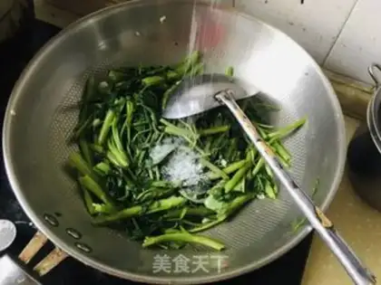 Make Garlic cabbage step 2