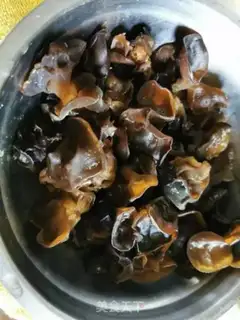 Make Garlic fried meat step 2