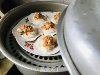Make Simple garlic fan evaporate step 6