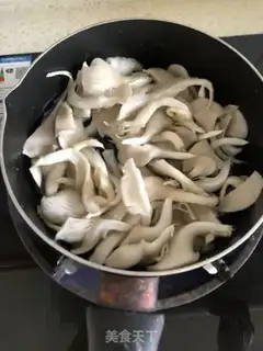 Make Fry eggs step 1