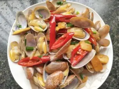 Make Spicy oil clams step 8