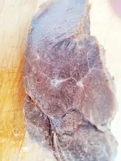 Make Onion beef step 0