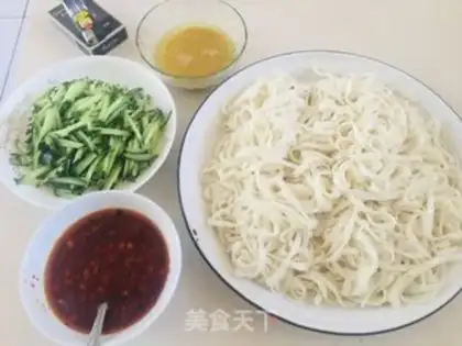 Make The cucumber mustard noodles step 3