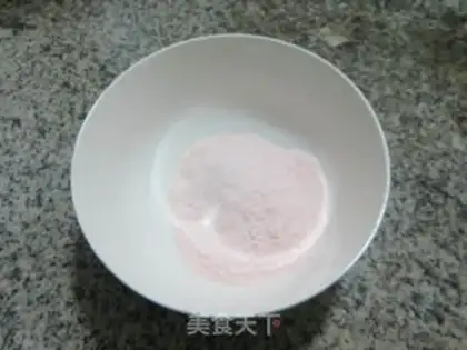 Make Strawberry fruit cream step 1