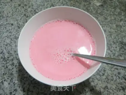 Make Strawberry fruit cream step 2