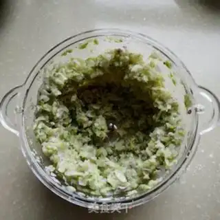 Make Spade dumplings step 1