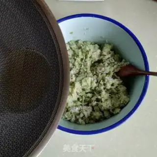 Make Spade dumplings step 4