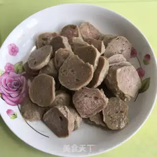 Make Five-flower meatballs and beans step 2