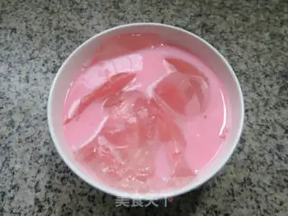 Make Strawberry fruit cream step 10