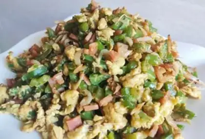 Make Bacon pepper paste fried eggs step 13