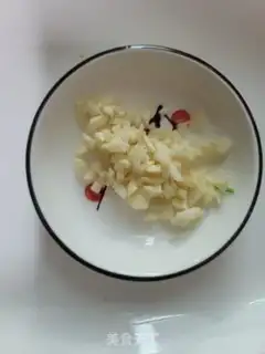 Make Garlic cabbage step 1