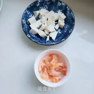 Make Clothes and tofu soup step 4