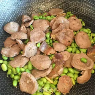 Make Five-flower meatballs and beans step 10