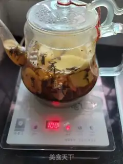 Make Apple lemon iced tea step 1
