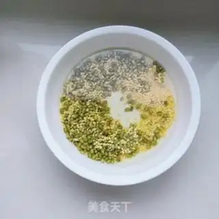 Make Corn sprouts, green bean congee step 1