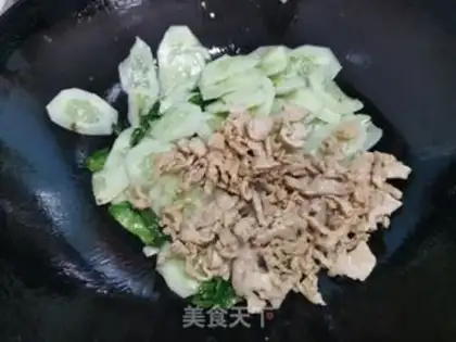 Make cucumber chops step 5
