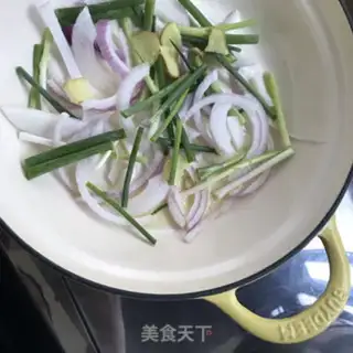 Make The garlic without water step 4