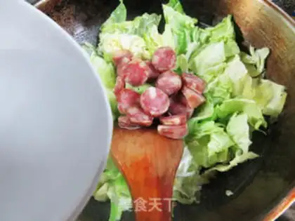 Make Sausage-covered carbs, iron stick powder step 5