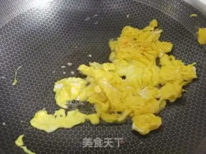 Make Little onion tofu fried eggs step 3