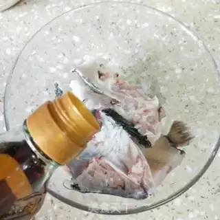 Make The gold soup and sour fish step 2