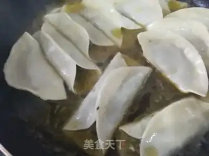 Make Spicy pot sticker step 6