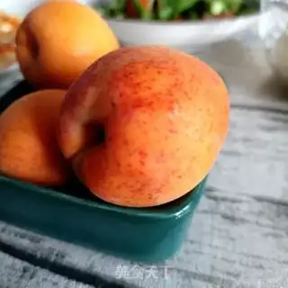 Make Sweet apricot ice step 1
