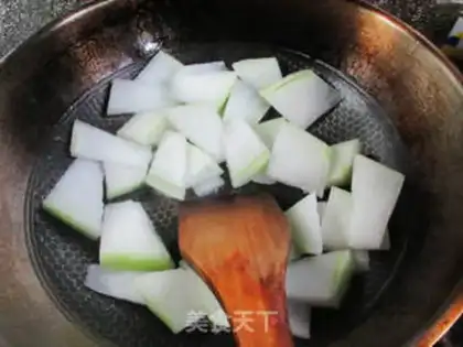 Make A pickled goose and a fried melon step 1